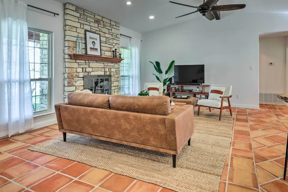 San Marcos Vacation Rental: 4 Miles to Downtown