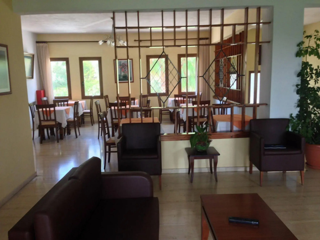Vontzos Hotel