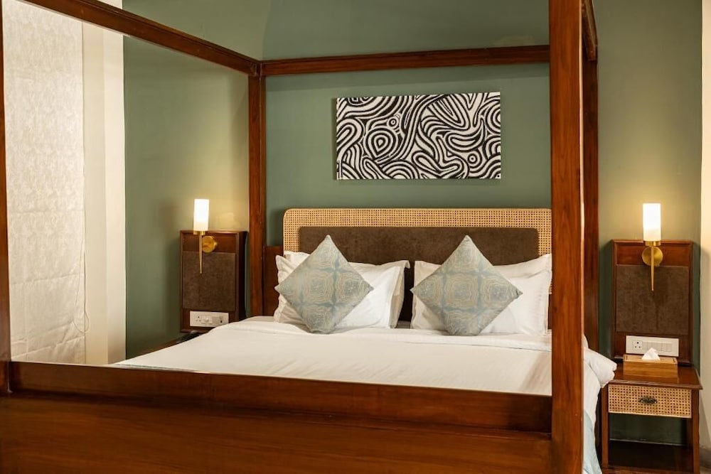 Parkwood Exotica Resort - Alibaug