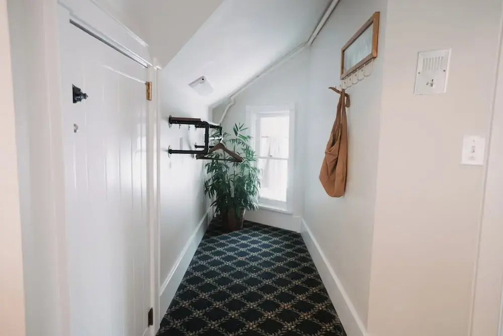 Goldsmiths Riverfront Inn