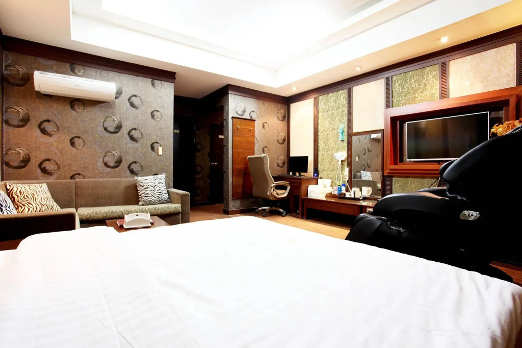 Luxury Hotel