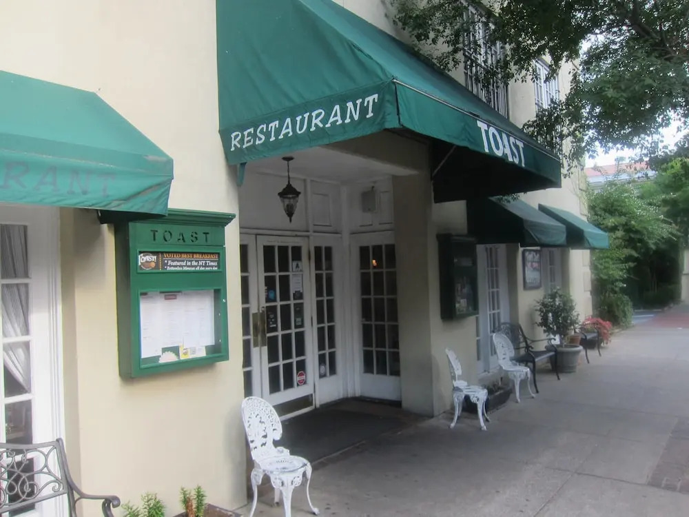 Days Inn by Wyndham Charleston Historic District