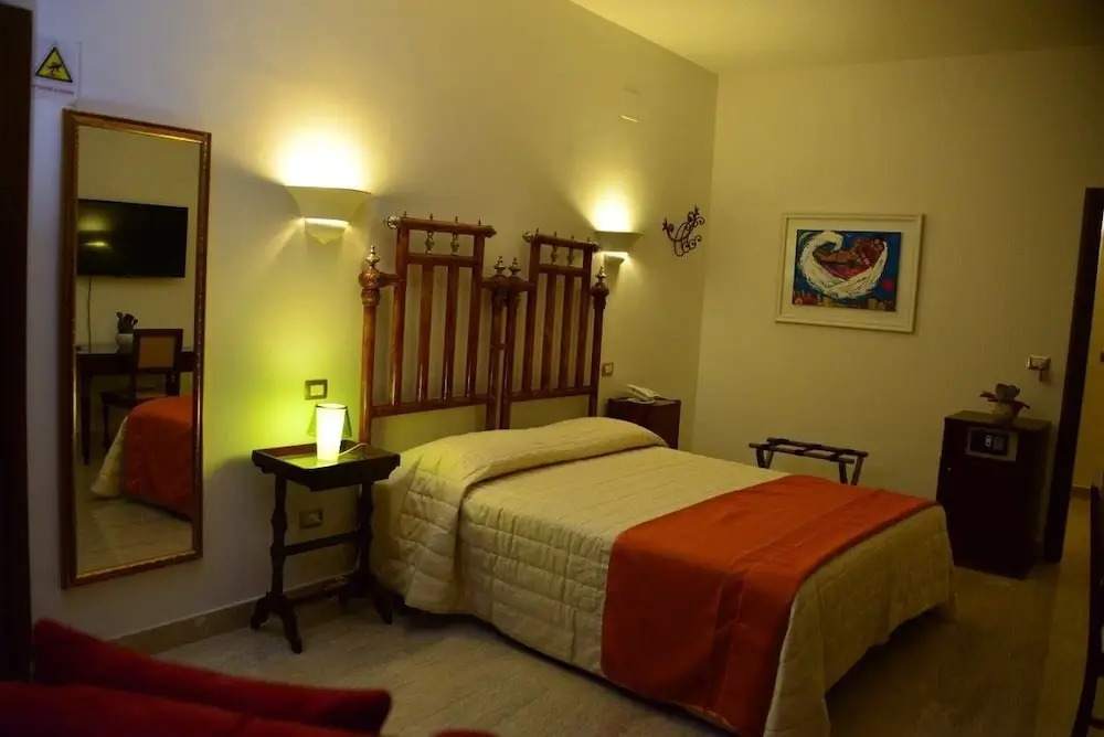 Hotel Villa Leuzzi