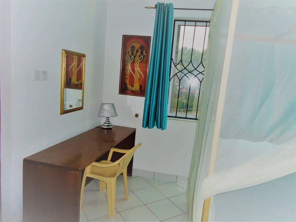 Royal Palms Apartment A4
