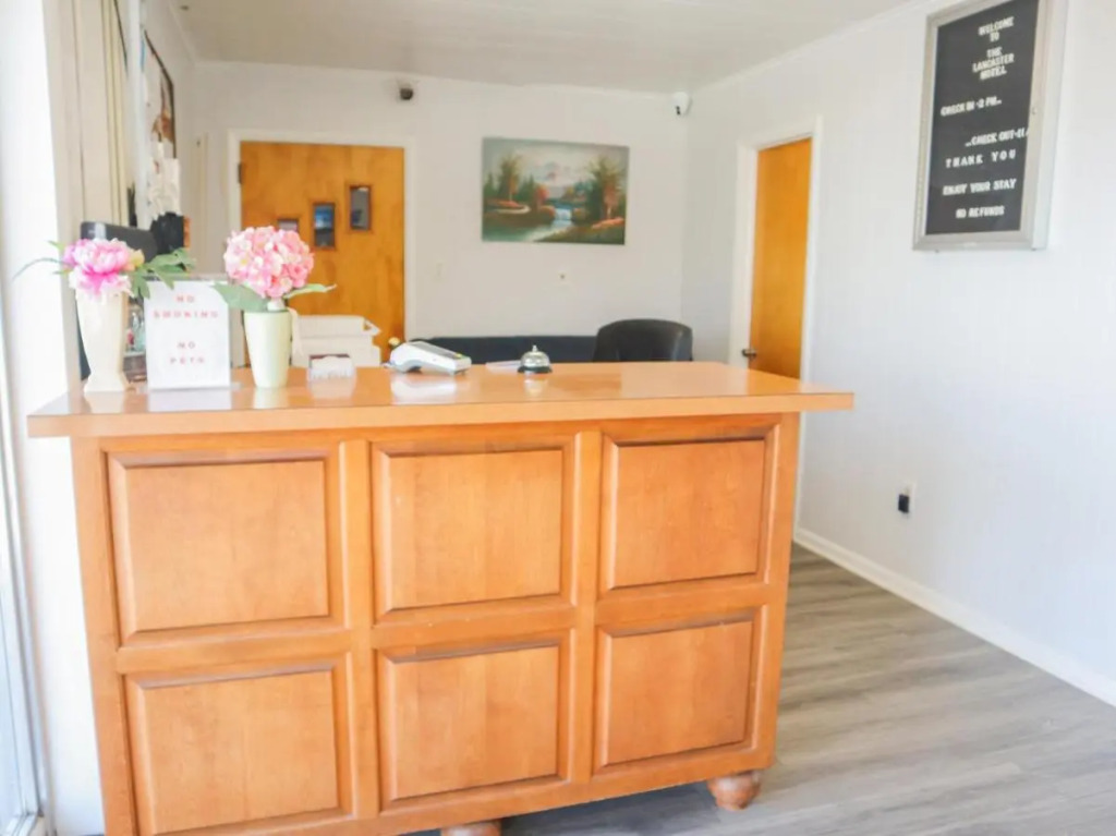 The Lancaster Motel By OYO Ronks near Paradise