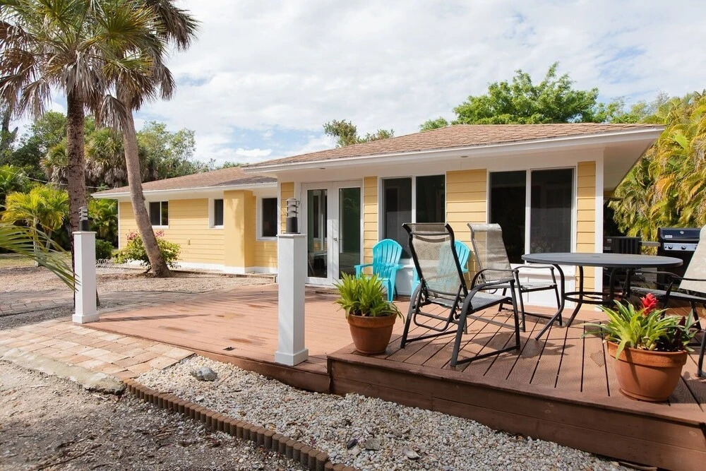 Salty Dog - Dog Friendly Home On Sanibel! 3 Bedroom Home