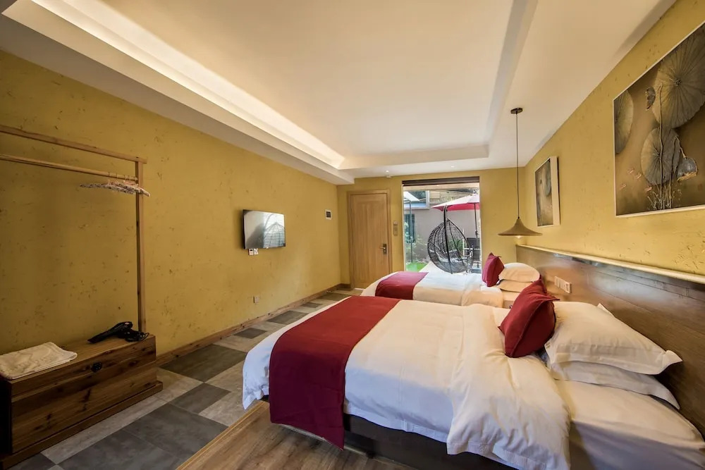 Hua Xi Tang Hotel