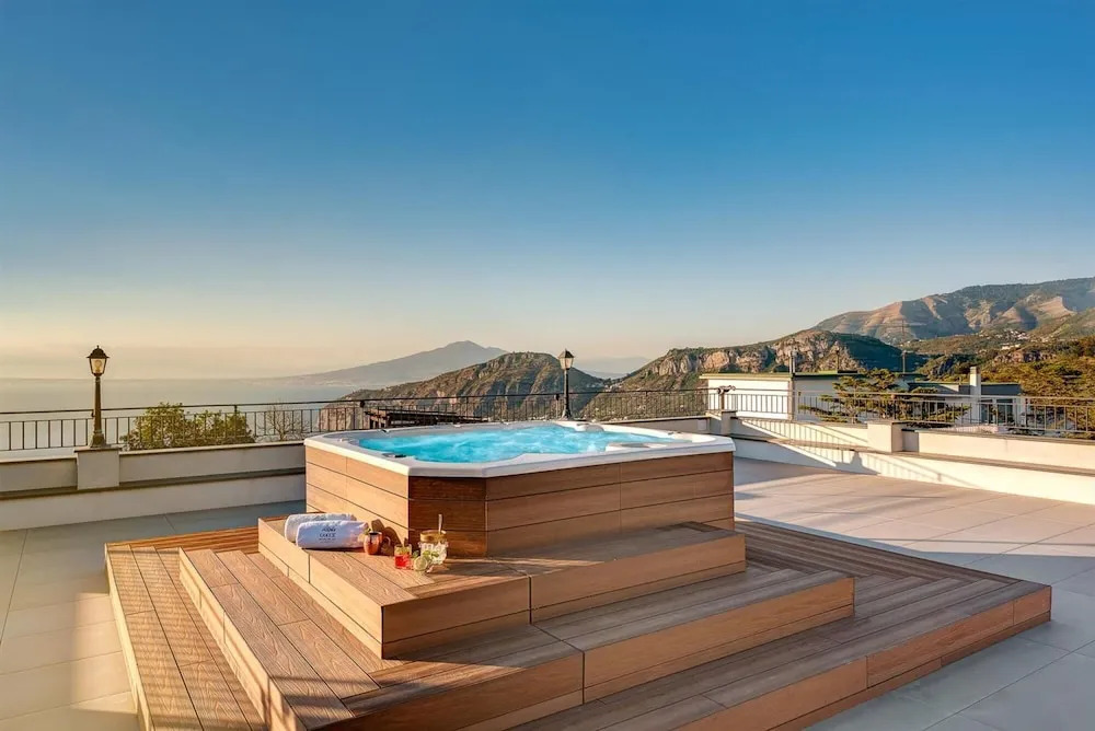 GOCCE VILLAS - The Palace Villa Escondida