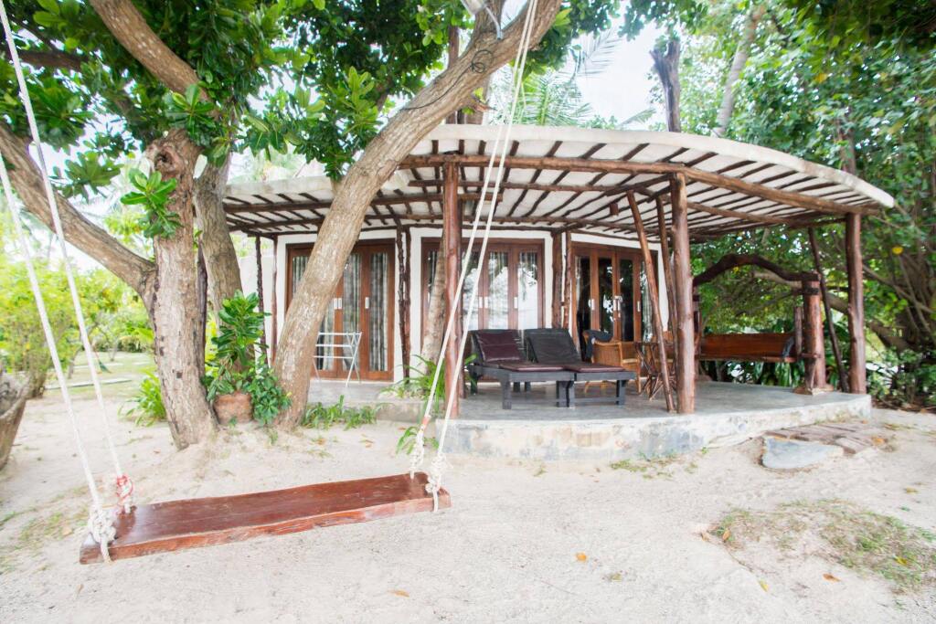 Отель B52 Beach Resort (Ко-Пханган, Таиланд), цены - заброни