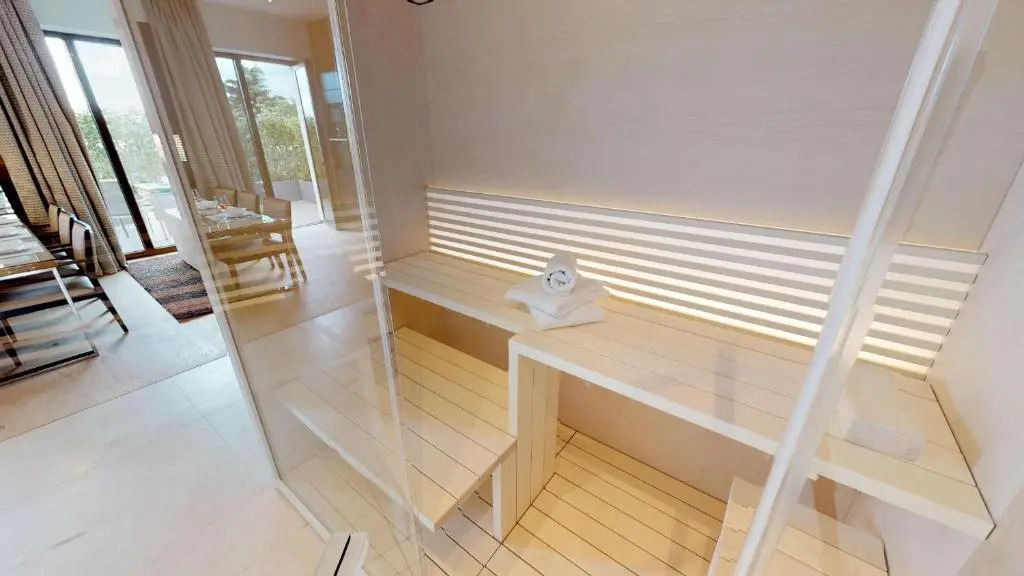 White Pearl Apartment 4.40
