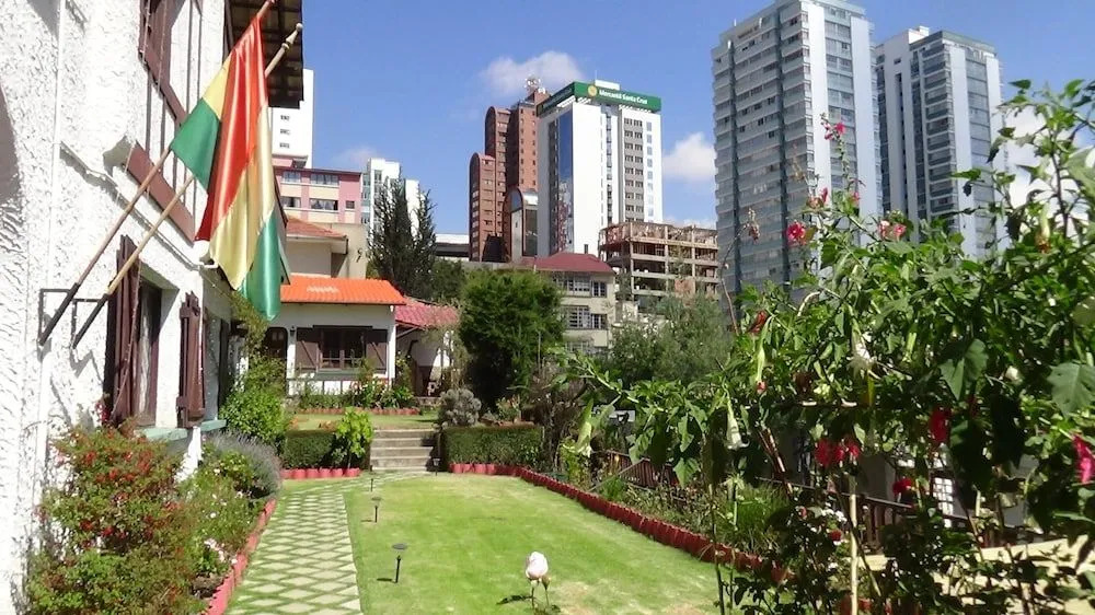 "HOTEL BOUTIQUE LA MAISON DE LA BOLIVIE" Casa de Huéspedes
