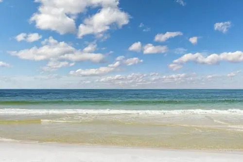 Windward Pointe 1002