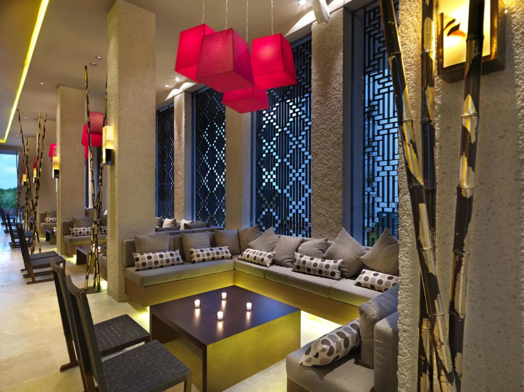 Royal Service at Paradisus La Perla