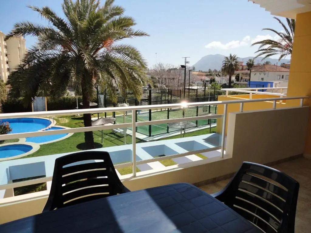 Apartment with 2 bedrooms in Denia with shared pool enclosed garden and WiFi 500 m from the beach