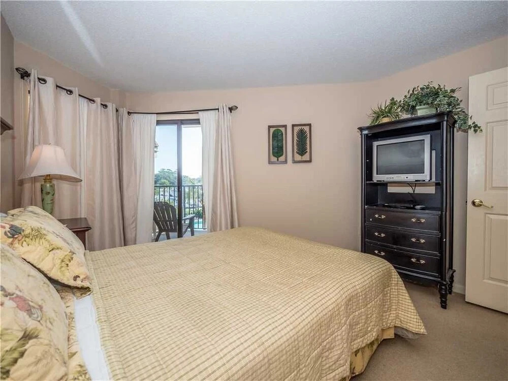 Yacht Club 7536 - Three Bedroom Condo