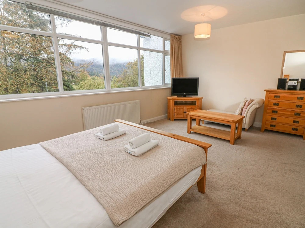 Lakes Hotel & Spa Apartments