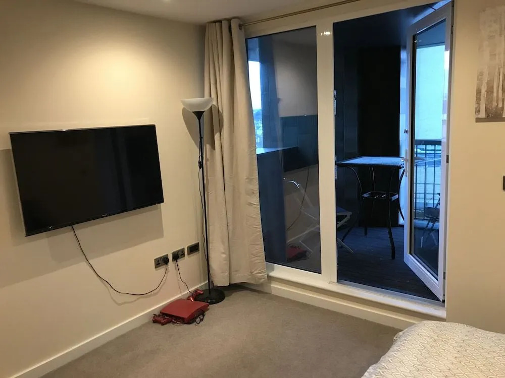 Chelmsford Service Apartment