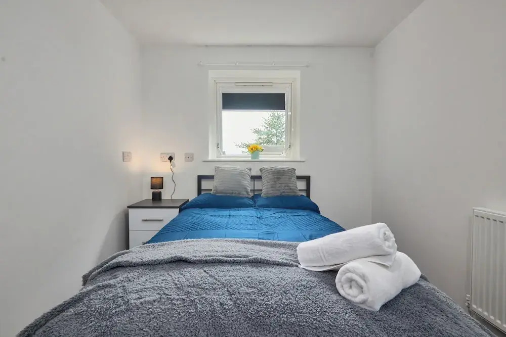 4 Bedroom, Free Parking, Contractors & Families