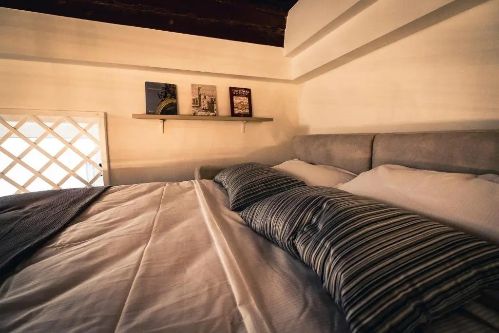 Silver Novella Luxury Apartment