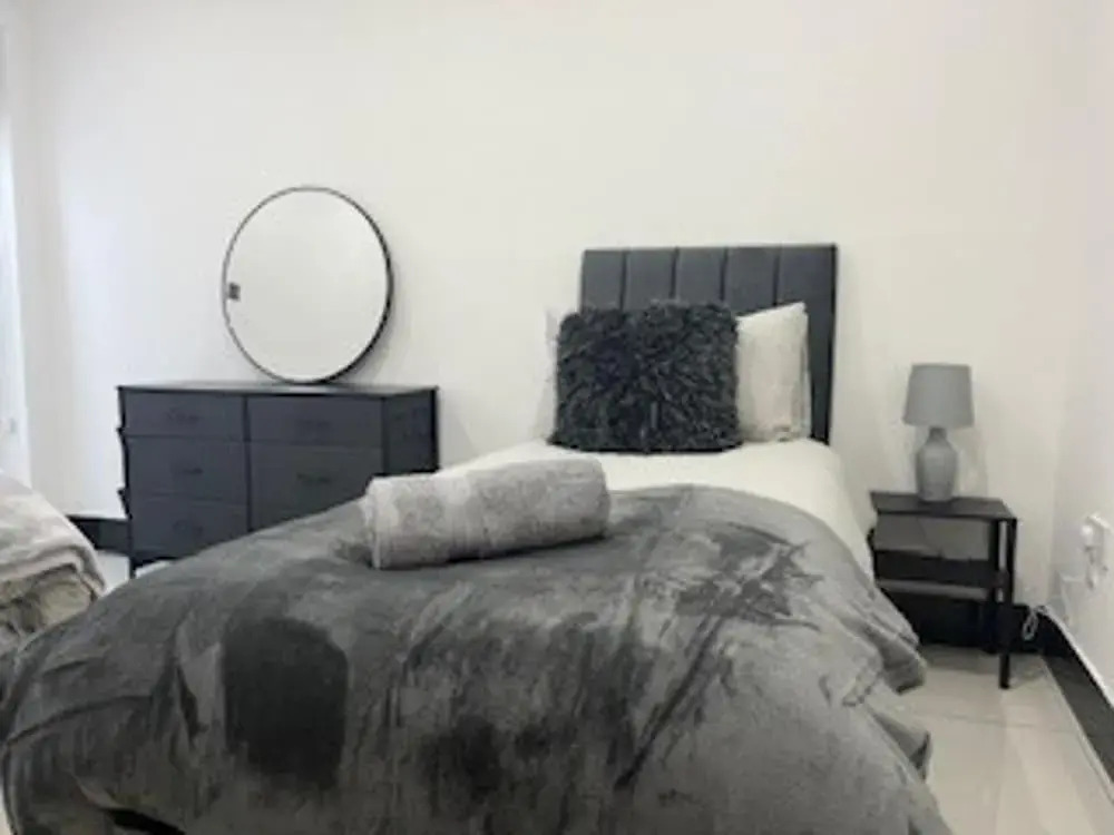 Urban, Sleeps 6 Private Garden-family Pet Friendly