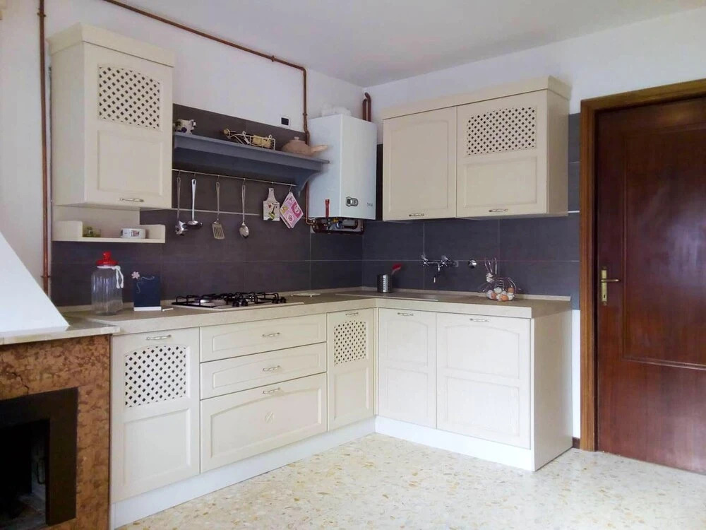 Apartment With 2 Bedrooms in Colle di Lucoli, With Wonderful City View and Balcony