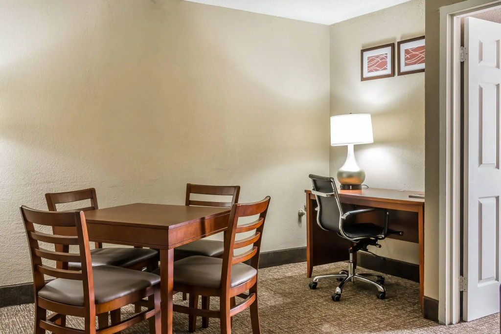 Comfort Inn Savannah Midtown