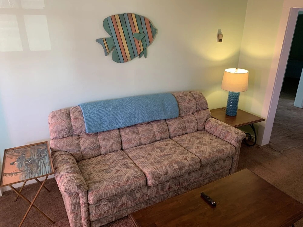 Cozy Historic Beach House In Ocean View 2 Bedroom Cottage by RedAwning