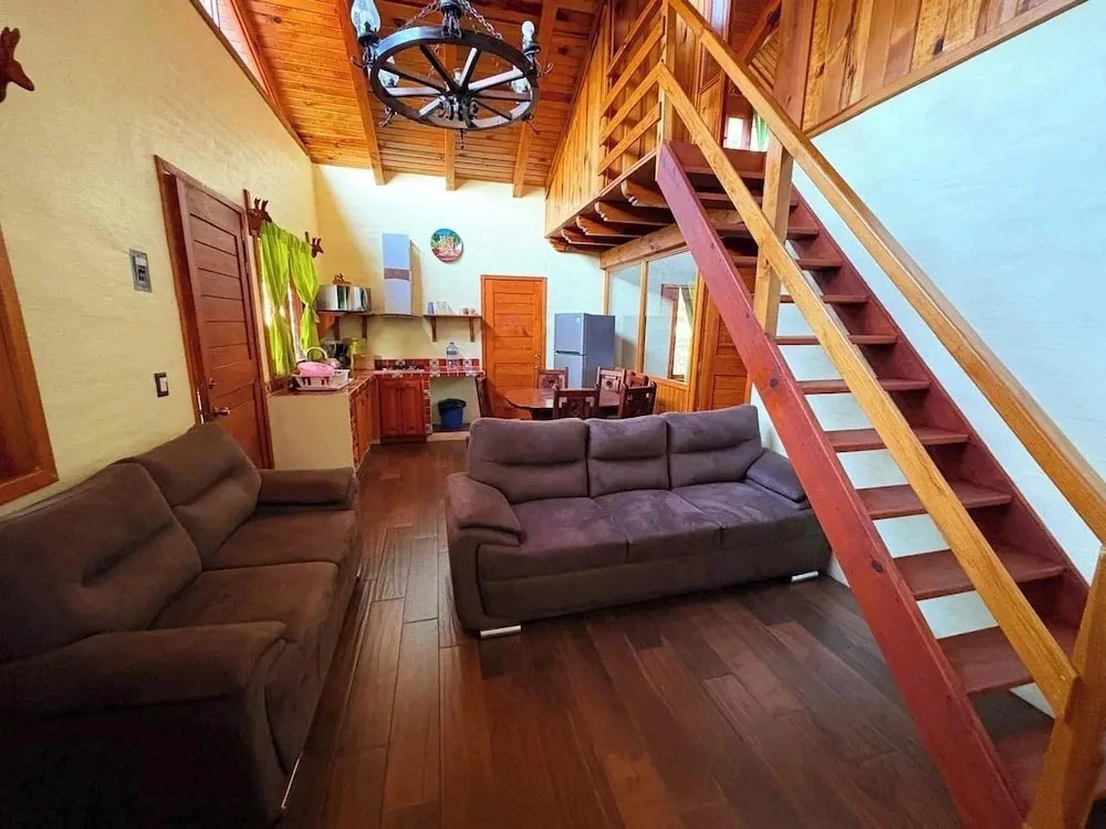 Paseo del Llano Cabañas & Suites