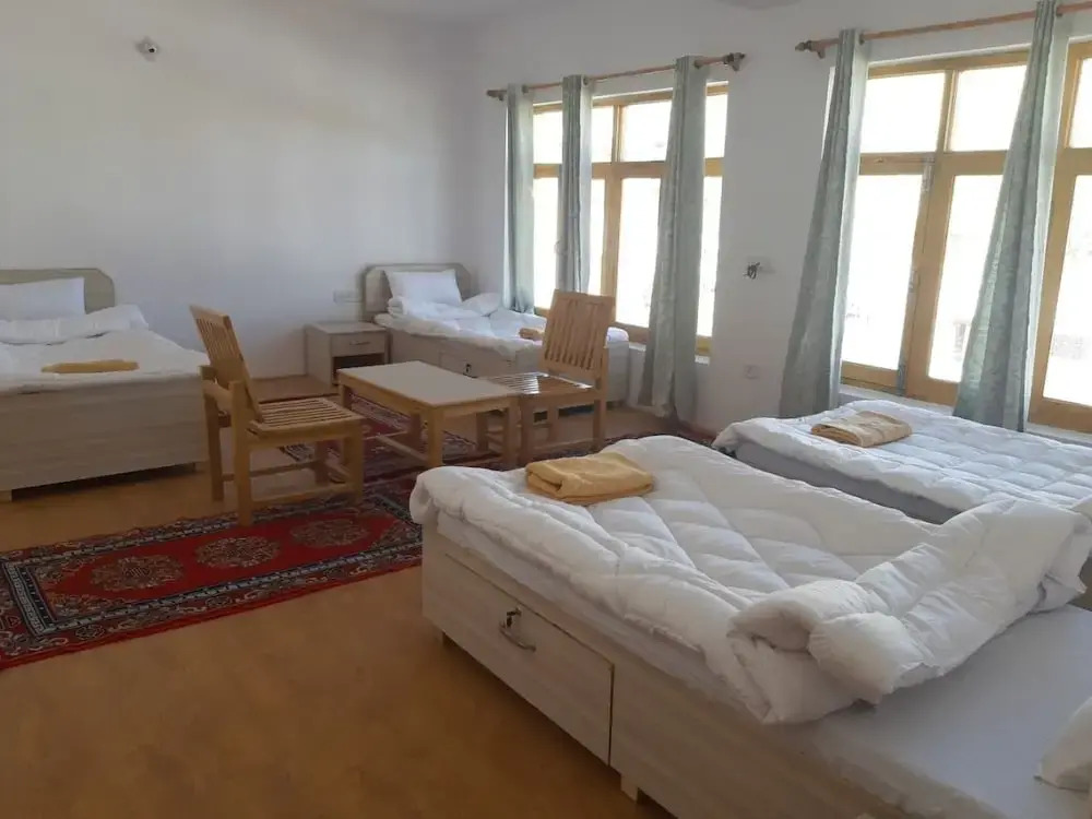 Odbar Guest House Best Guest House at Leh Ladakh