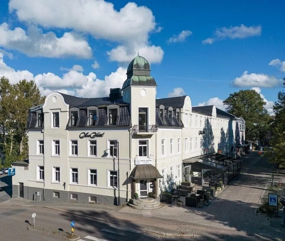 Moss Hotel & Apartments