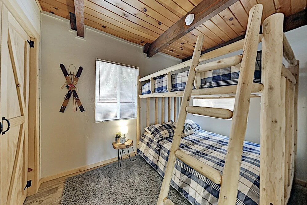 604spruc 2 Bedroom Home