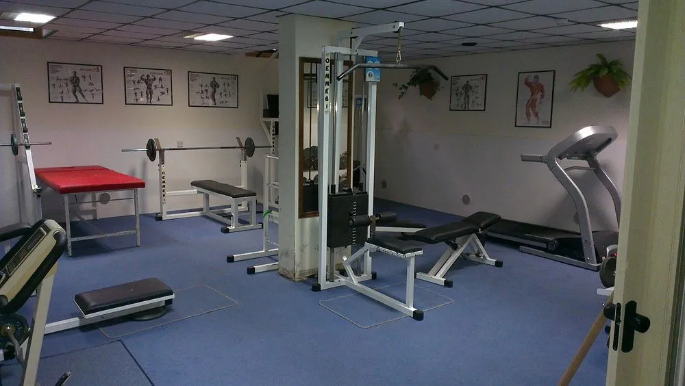 Frixos Suites Hotel Apartments