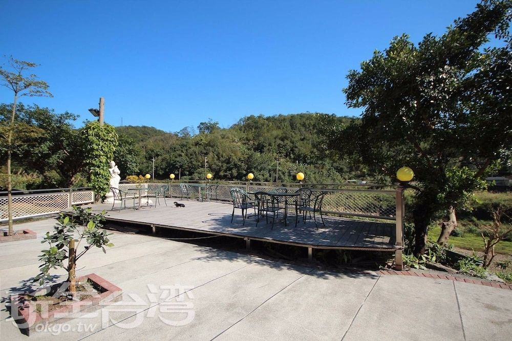 Shuanghu Garden B&B 067