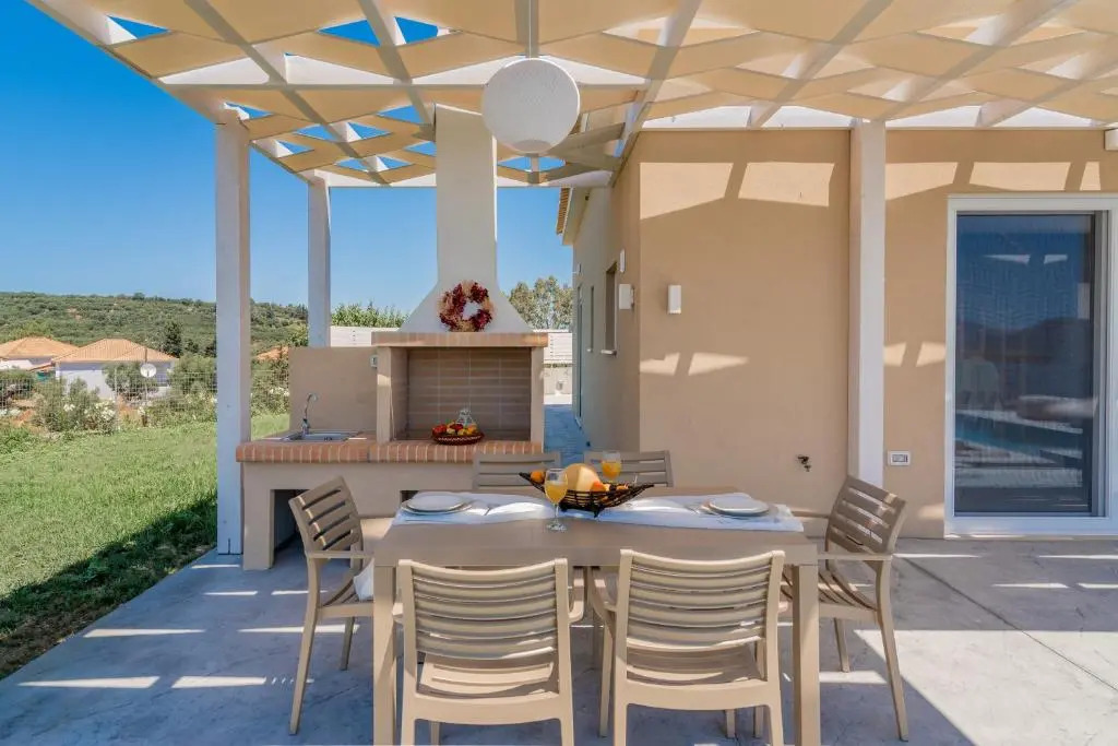 Spartakos Luxury Villa 2