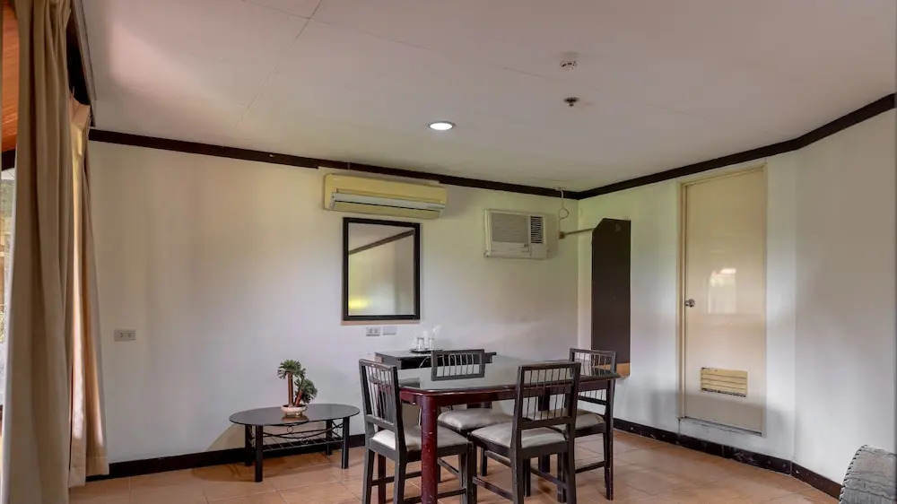 Check Inn Bacolod by RedDoorz