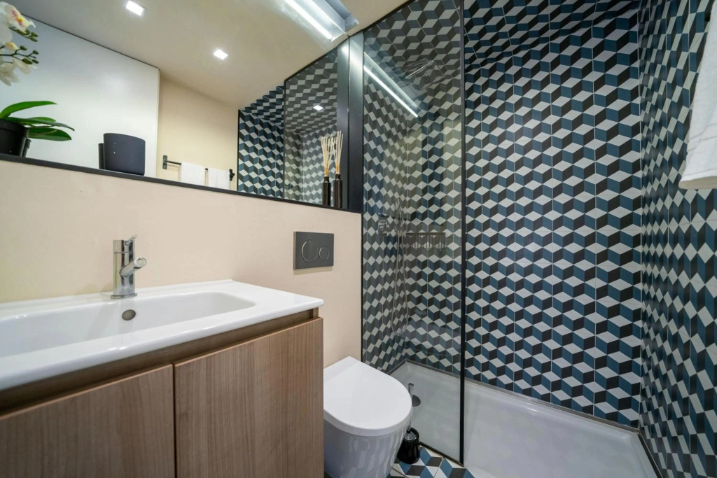 Mercadores Apartment by Amber Star Rent