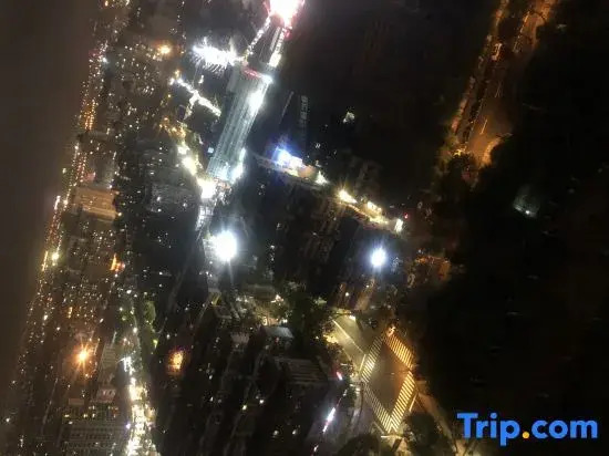 TOP Shangju E-sports Homestay (Cixi Yintai)