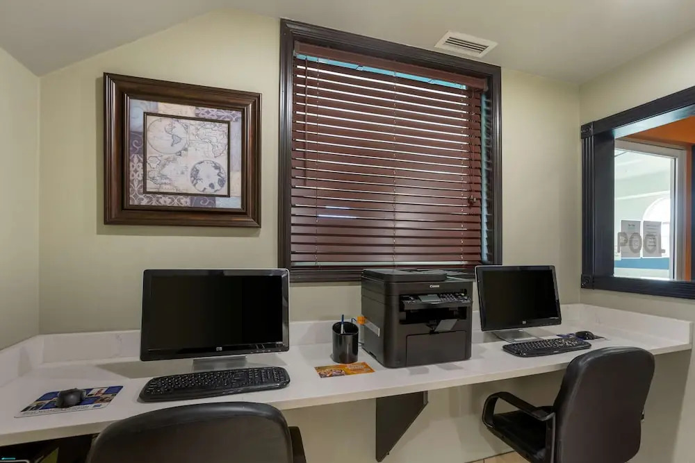 Holiday Inn Express Searcy