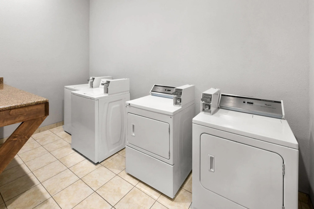La Quinta Inn & Suites by Wyndham Brownwood