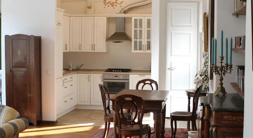 Akdom Apartament