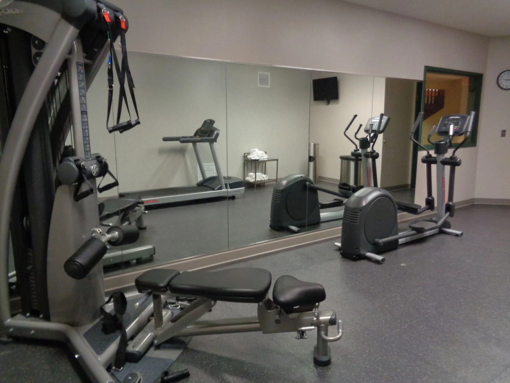 Country Inn & Suites by Radisson, Brooklyn Park - Brooklyn Center, MN