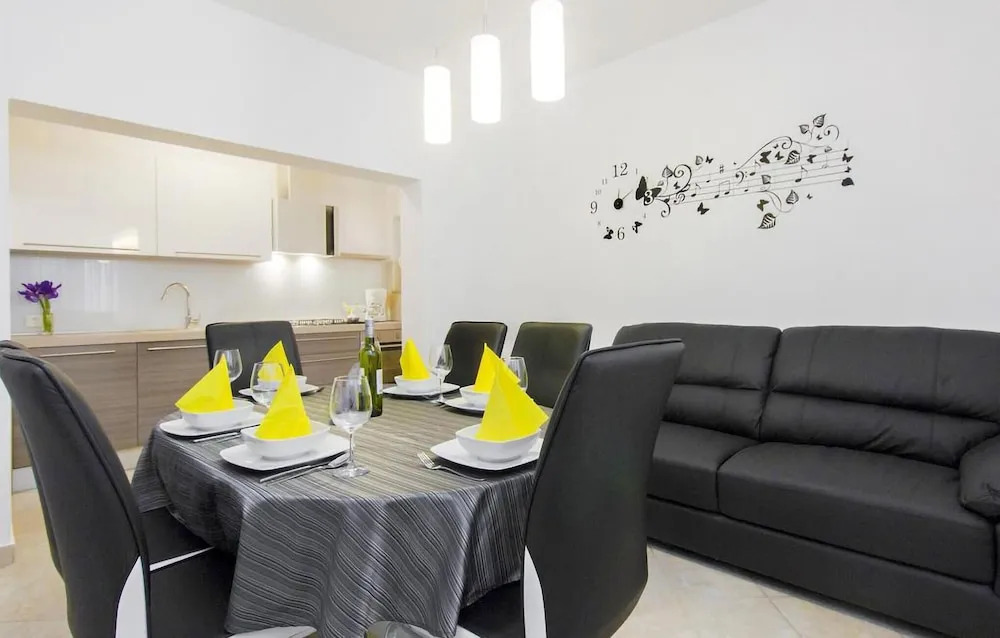 Amazing Apartment in Grebastica with Outdoor Swimming Pool, Hot Tub & WiFi
