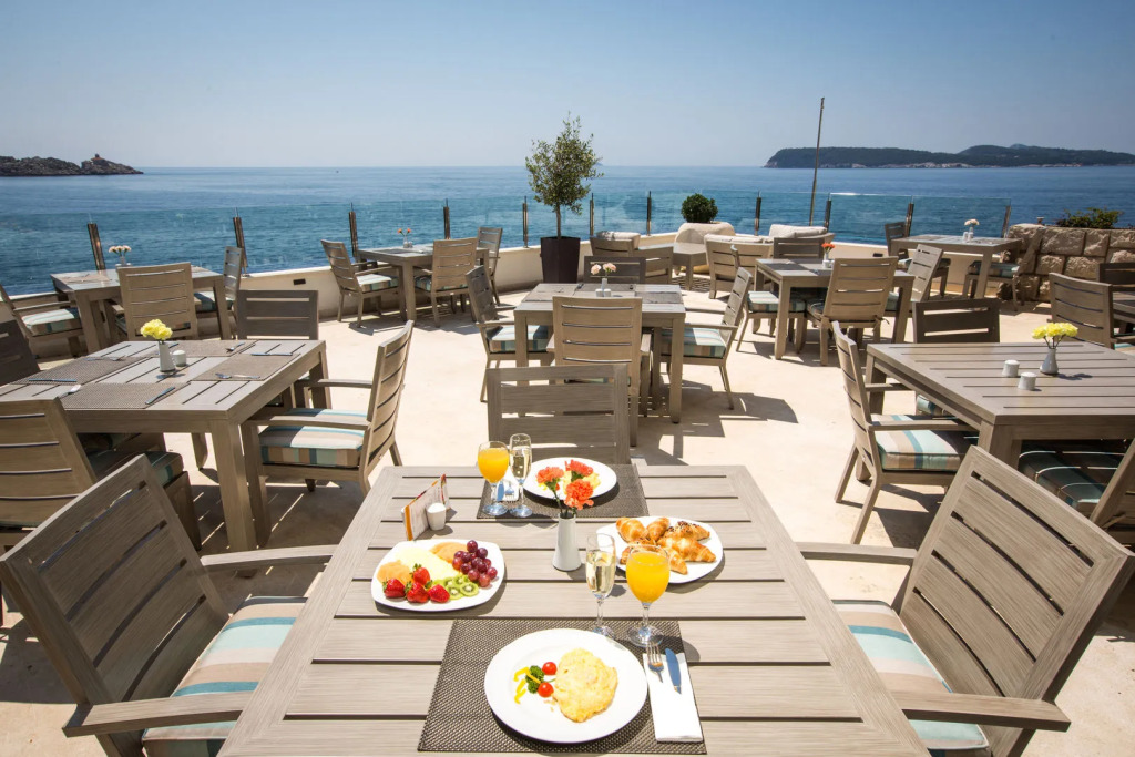 Royal Neptun Hotel
