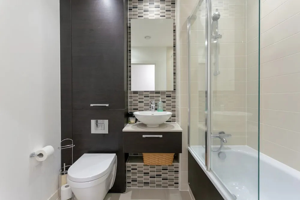 Modern 2 Bedroom Apartment With Panoramic Views