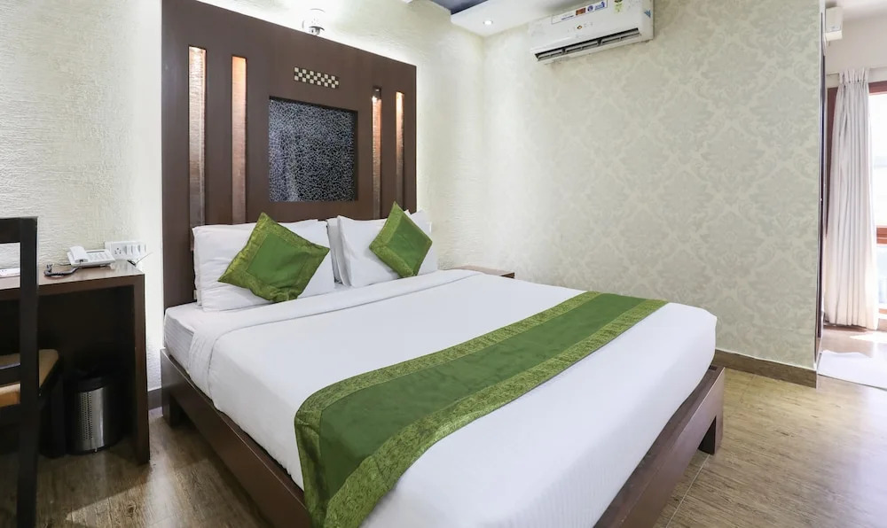Treebo Select Grand Premier Suites