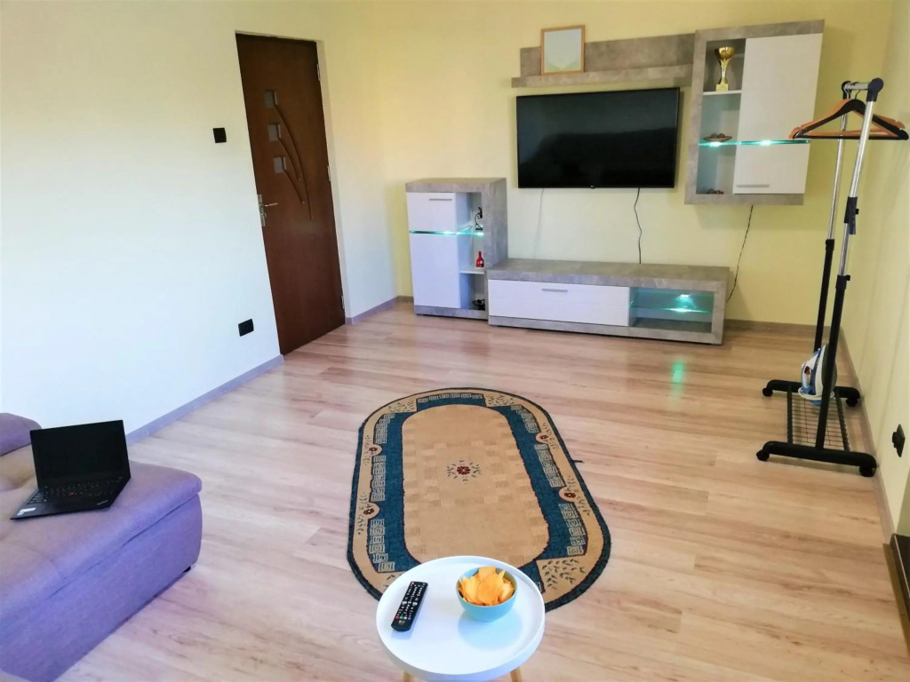 M Apartment aproape de plaja