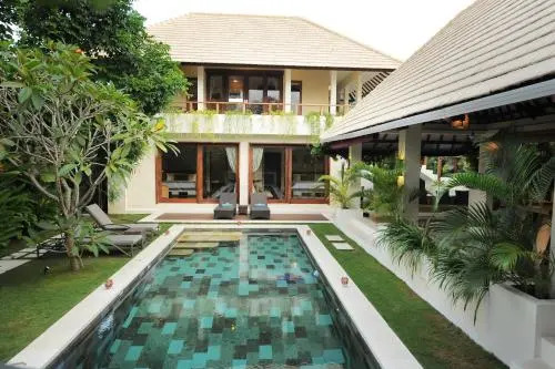 The Lane Villa