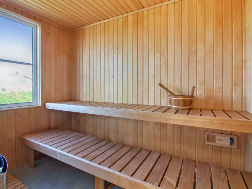 "Ulrike" - 140m from the sea in NW Jutland