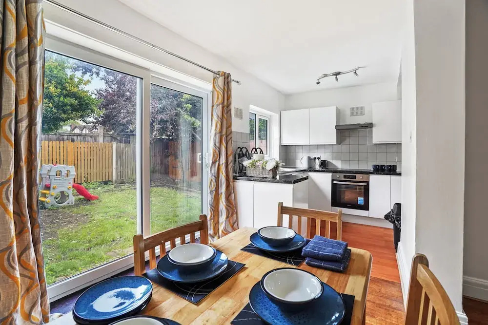 Charming London Apartment Durban Road