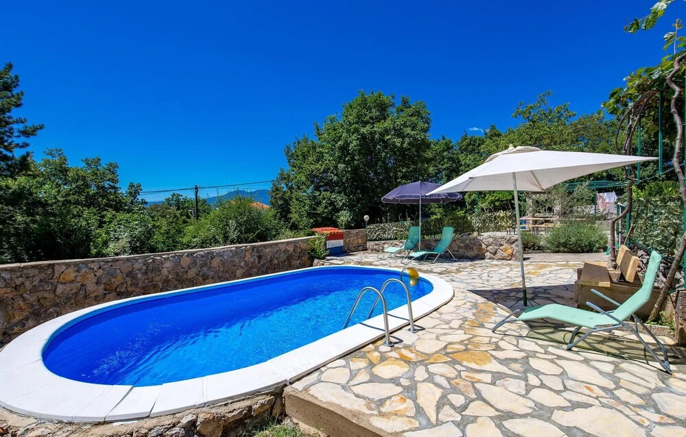 Amazing Apartment in Rijeka With 2 Bedrooms, Wifi and Outdoor Swimming Pool